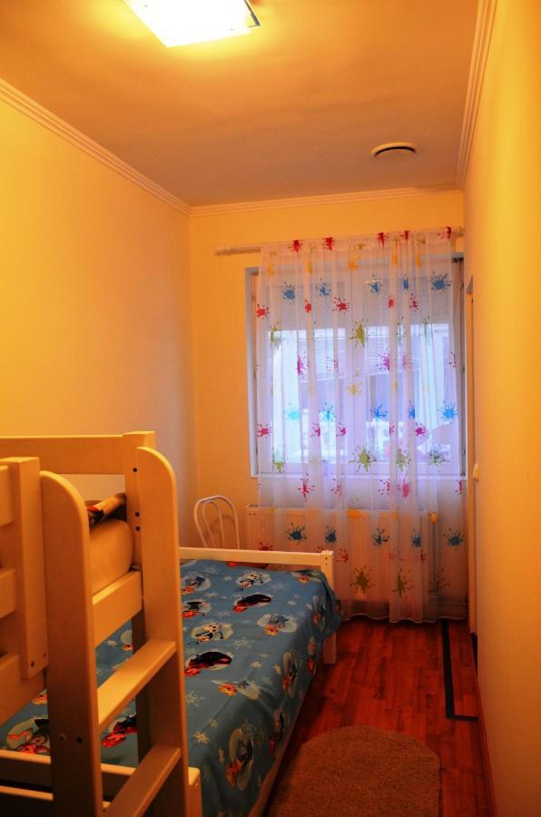 Henrietta - Violetta Apartman Hajdúszoboszló Zewnętrze zdjęcie